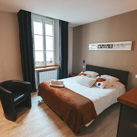 Suit'Home Commerce Angers Exteriör bild